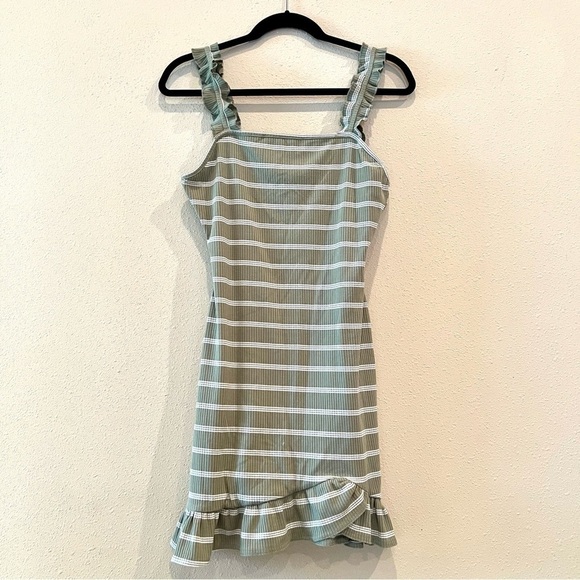 LELIS Olive green Striped Ruffled Mini Dress size L - Picture 2 of 10